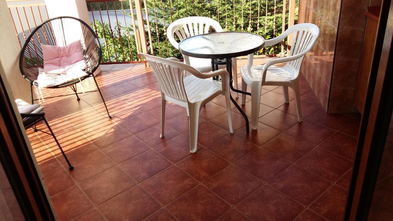 Lazar Apartments Petrovac Luaran gambar