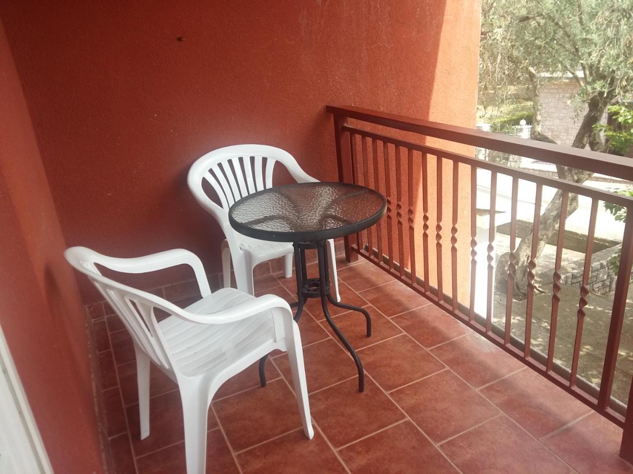 Lazar Apartments Petrovac Luaran gambar