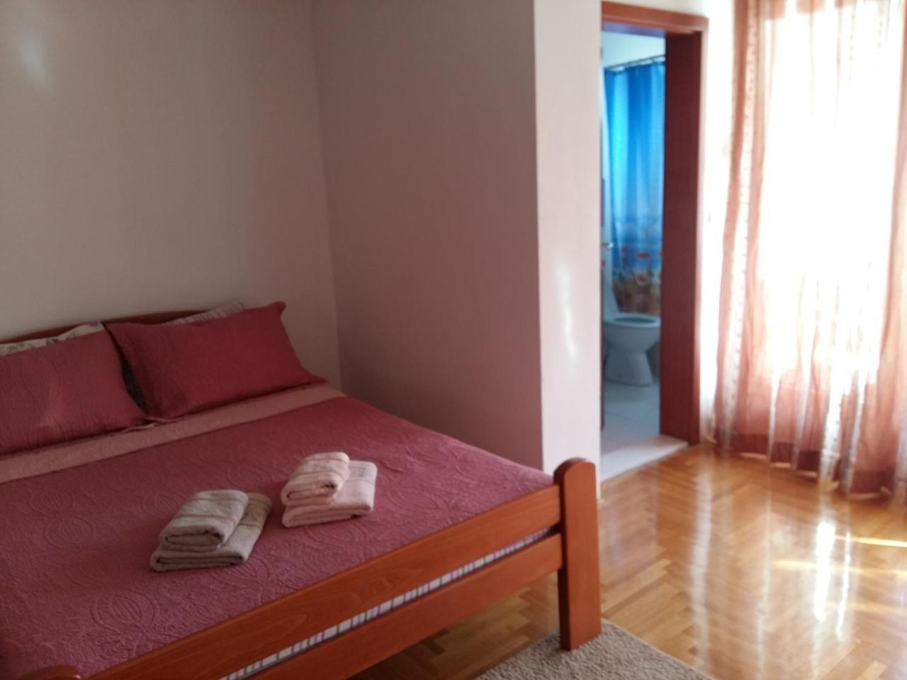 Lazar Apartments Petrovac Luaran gambar